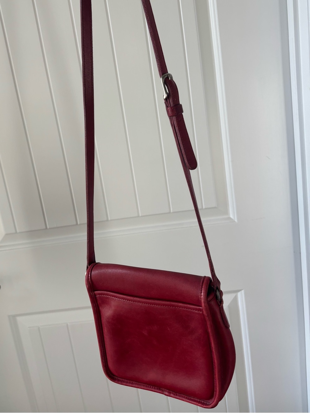 Coach vintage legacy red crossbody purse 9076 - Picture 2 of 10